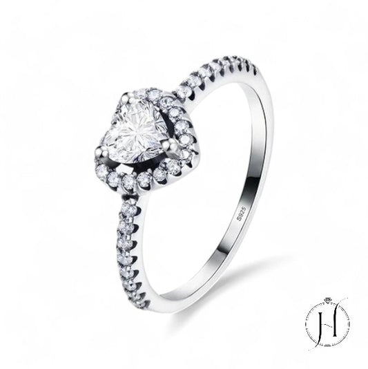 The Glistening Heart Ring